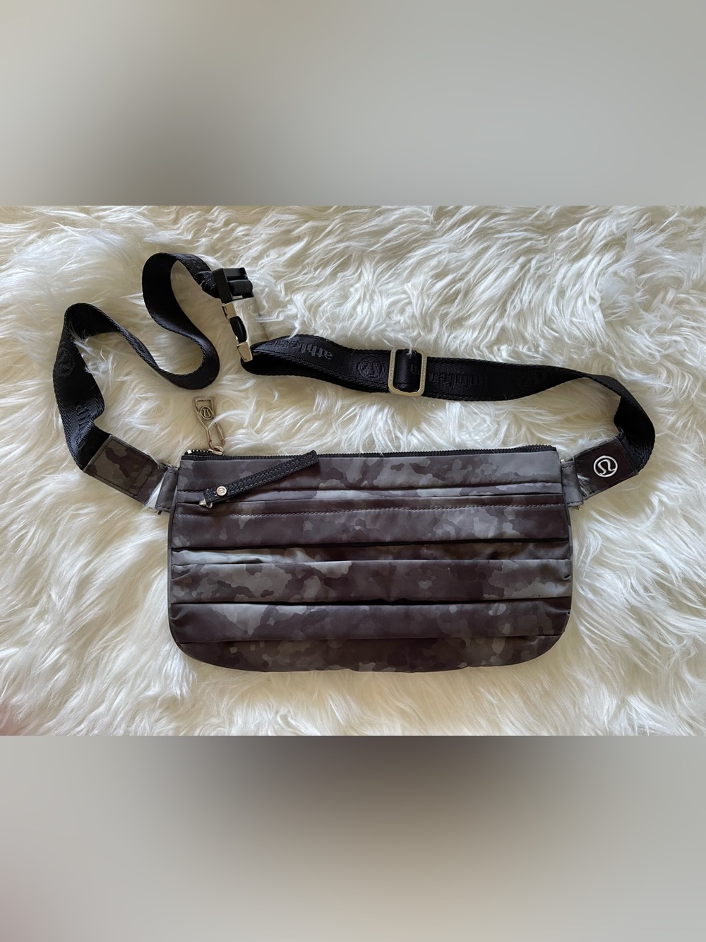 EUC Lululemon Athletica Travel Pouches SE